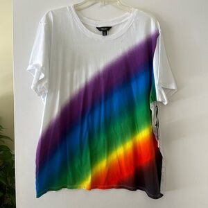 Vera Wang short sleeve tee